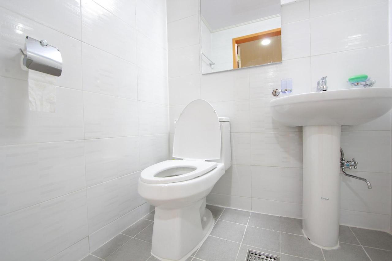 Homestay Hongdae Guesthouse Cocon Stay - Female Only *