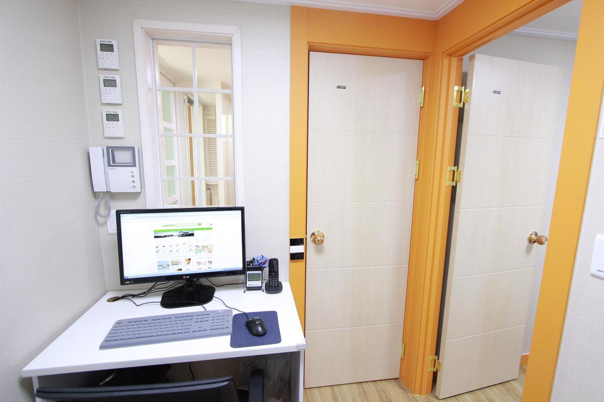 Hongdae Guesthouse Cocon Stay - Female Only *