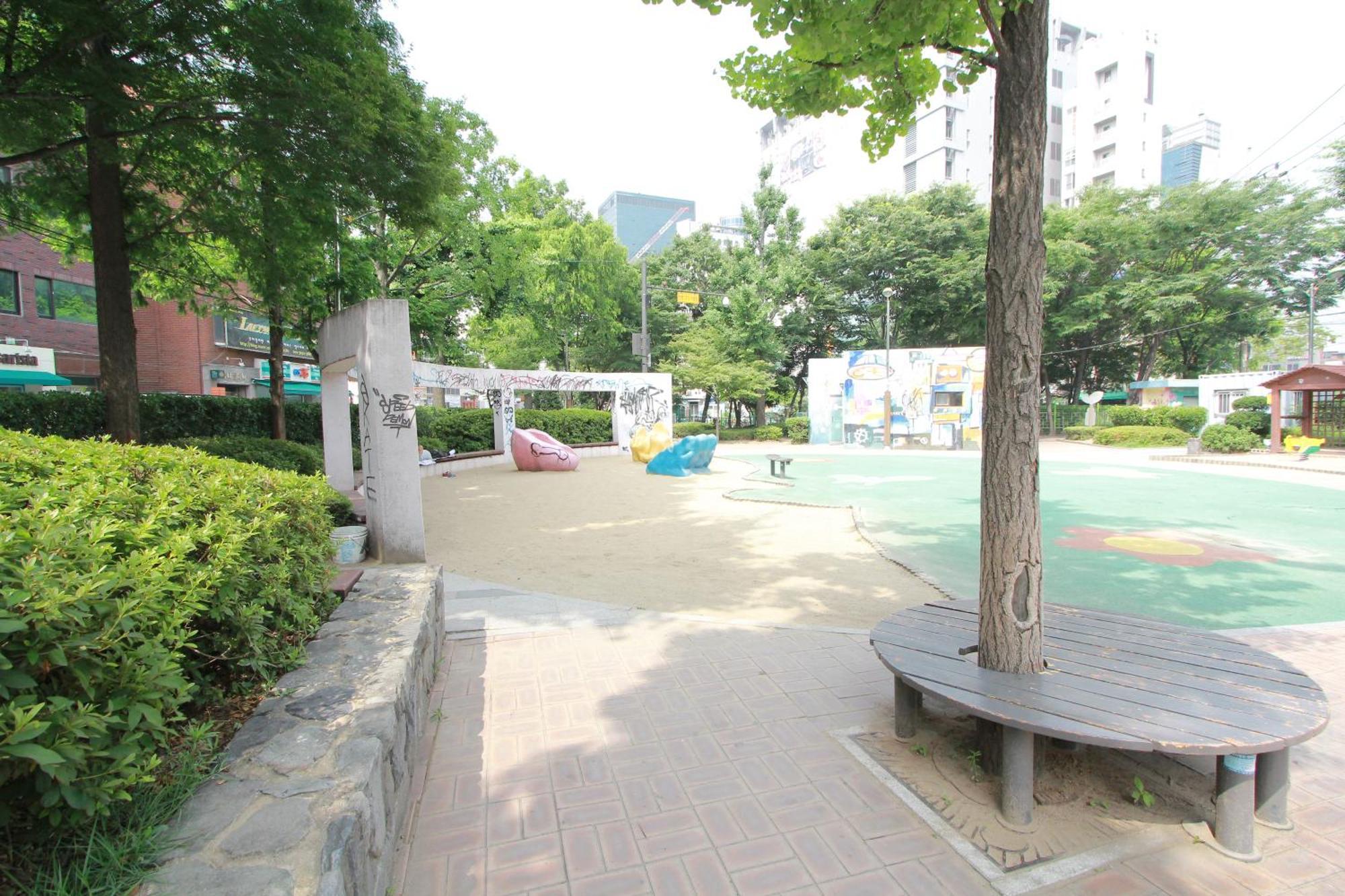 Homestay Hongdae Guesthouse Cocon Stay - Female Only